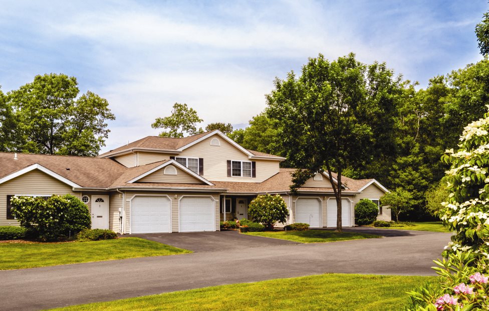 Center Moriches Apartments Mirror Pond Luxury Apartments
